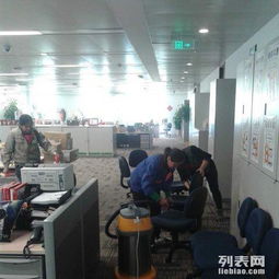 專業保潔二十年，信賴之選 開荒保潔、商務辦公、工廠學校等全方位服務與咨詢